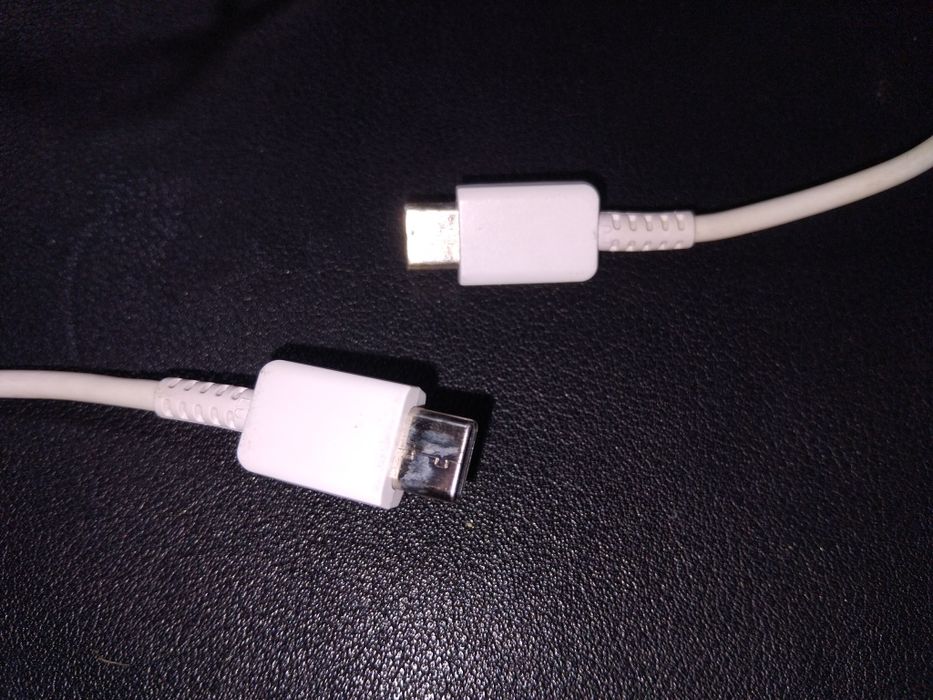 Biały kabel USB-C