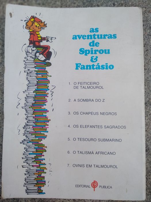 Livro de Spirou "OVNIS em Talmourol"
