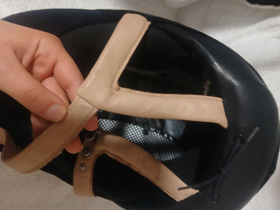 Toque equitação "Charles Owen" modelo Wellington, tamanho 58.