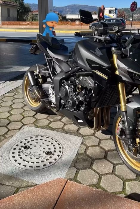 Honda Hornet 1000 SP (c/garantia)