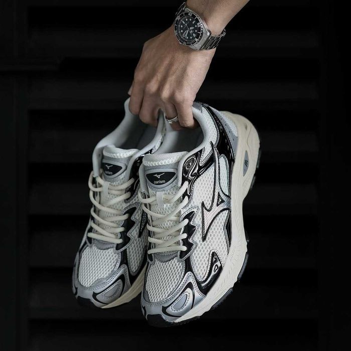 Кросівки Mizuno Racer S White Beige (41, 42)