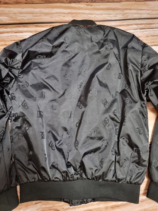 Бомбер куртка дольче 48 р оверсайз