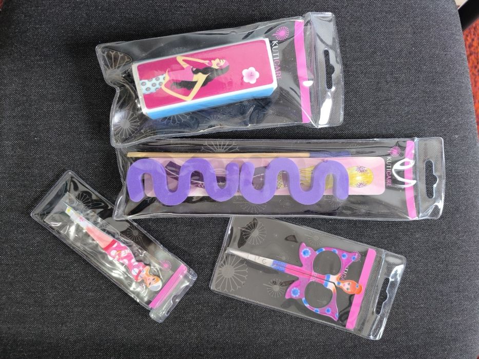 Kit de Manicure e Pedicure Kuticare (Novo / Embalado)