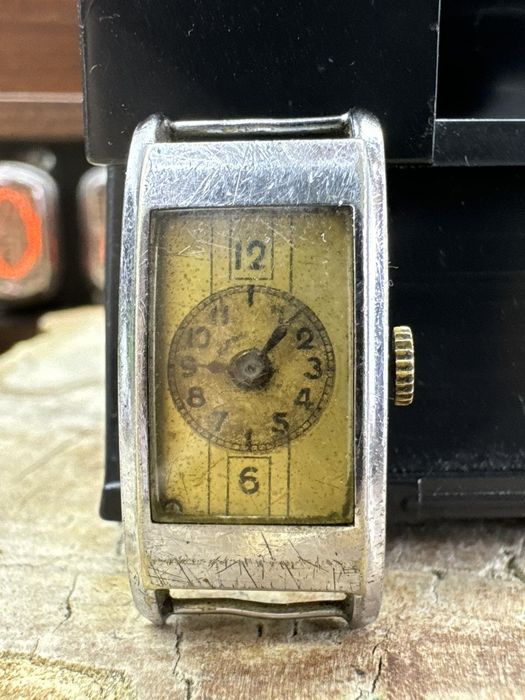 Stary zegarek rzadki
