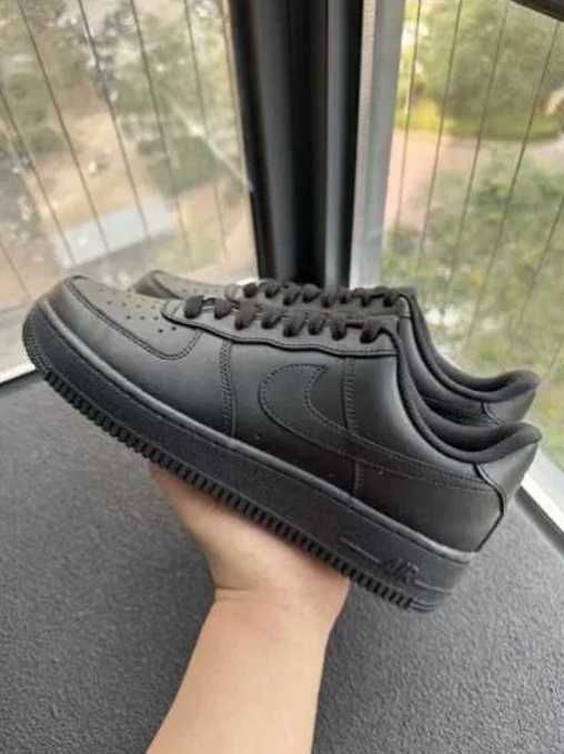 Buty sportowe Nike_Air_Force_1_Low_07_black_Gum Rozmiar. 37.5