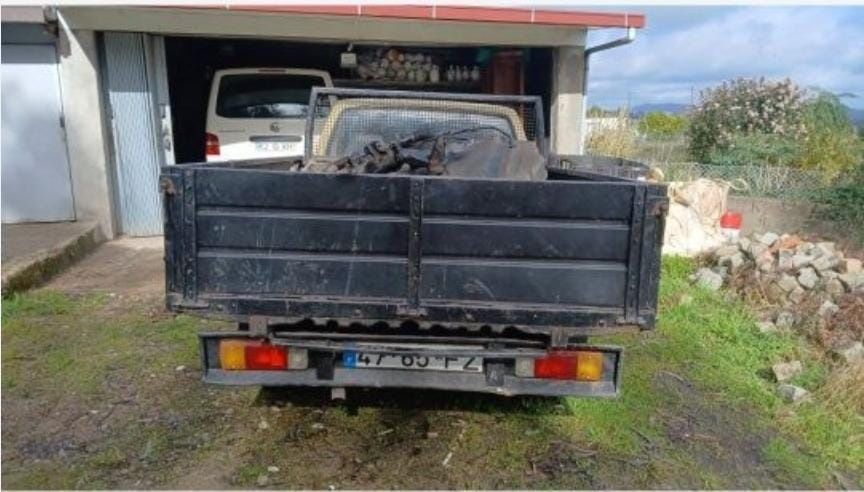 Carrinha de caixa aberta