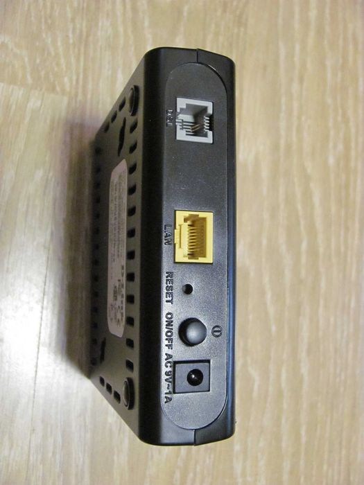 Роутер D-Link  ADSL Router DSL 2500U