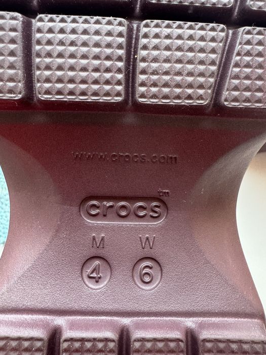 Продам крокси 36розмір ( 23см)