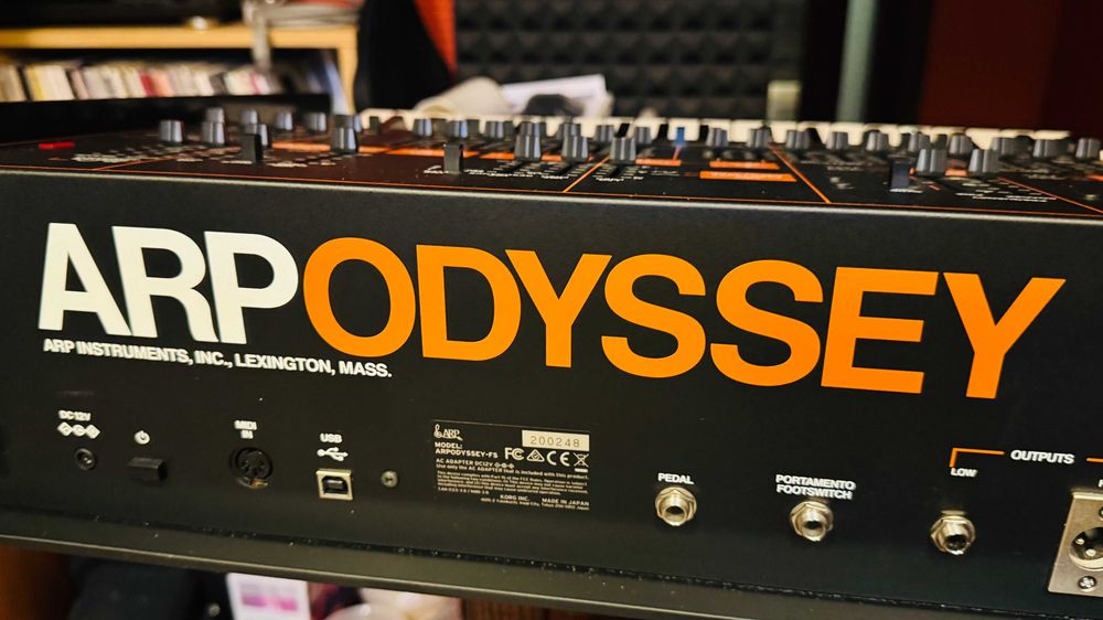 KORG ARP Odyssey + Sequencer KORG SQ-1 – stan fabryczny, nieużywany | Analogowy syntezator duofoniczny