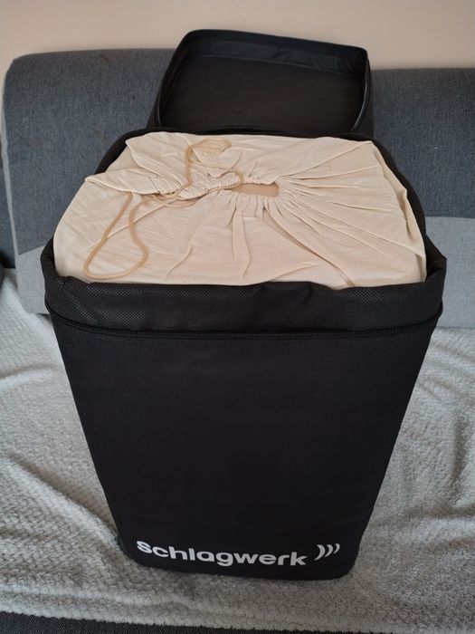 Cajon z pokrowcem