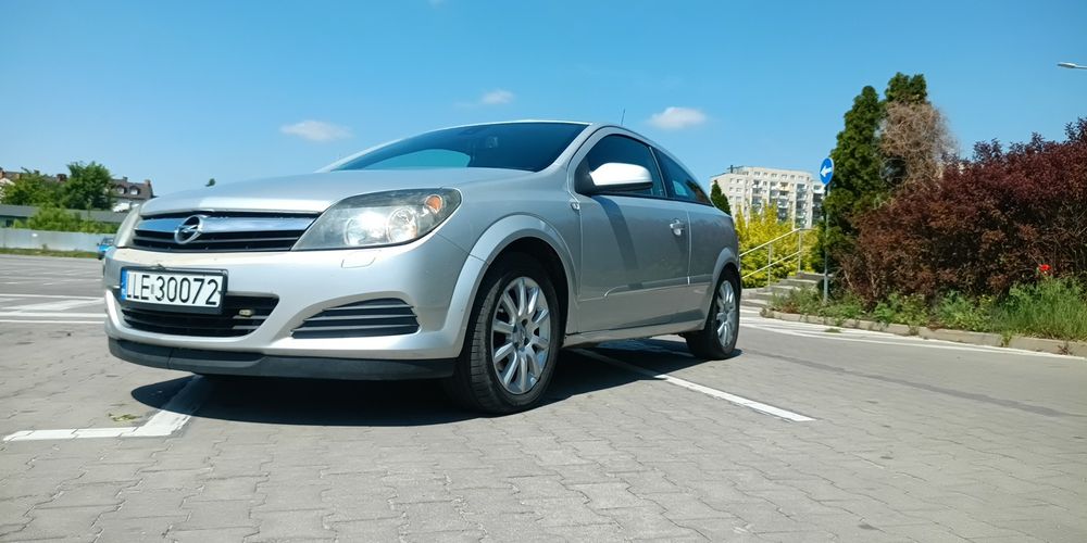 Opel Astra h 1.6b/gaz GTC klimatyzacja