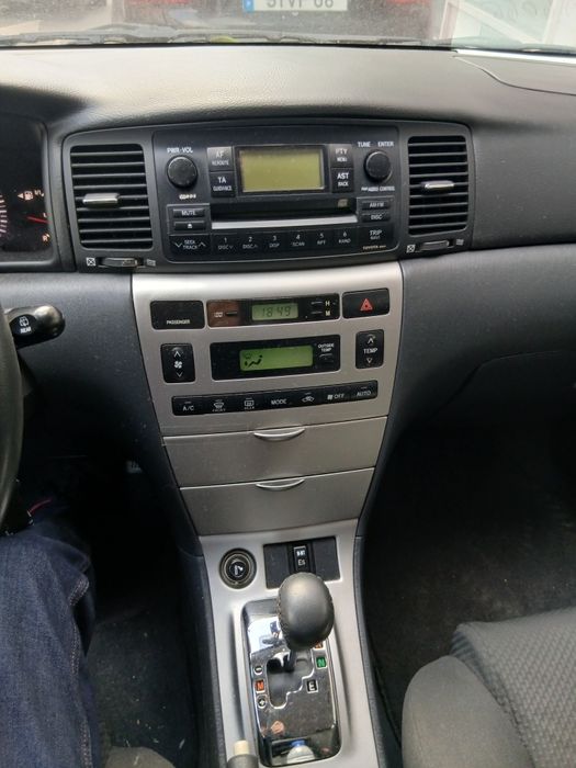 Vendo toyota corola