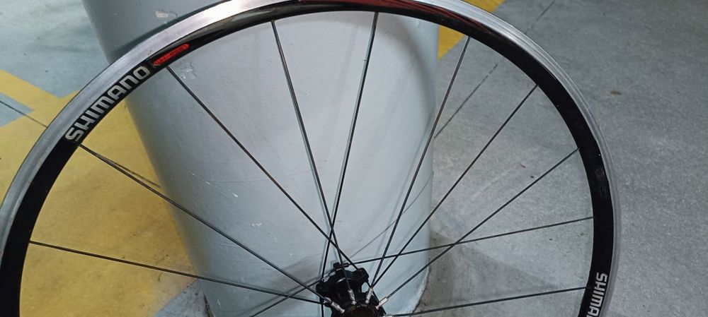 Roda Shimano Road Racing
