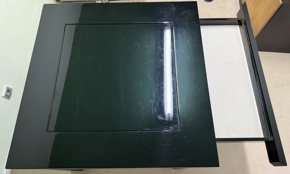 Mesa de jogo para sala