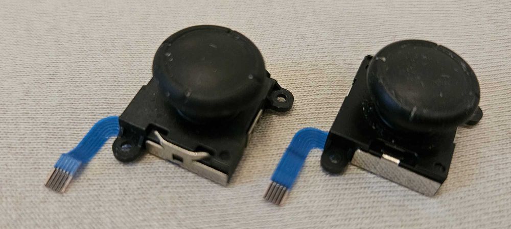 Joystick do Nintendo Switch / Joy-Con USZKODZONY - DRYFTUJĄCY