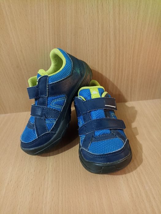 Дитяче взуття для хлопчика,кросівки,босоніжки,сапожки
