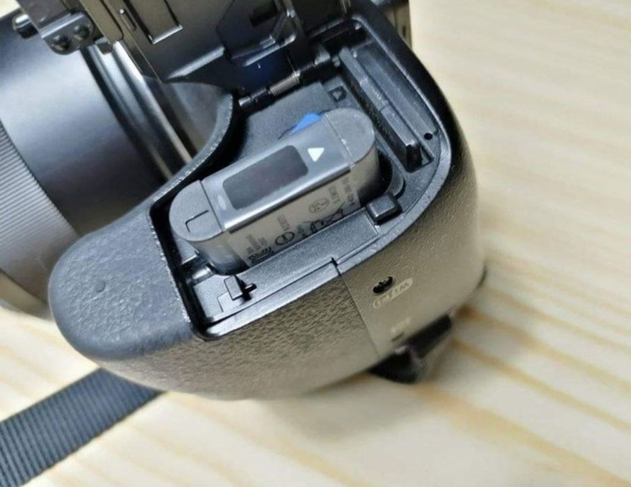 Sony HX400V Camera, 50x Zoom (24–1200 mm), Carl Zeiss Lens.64550651047169124