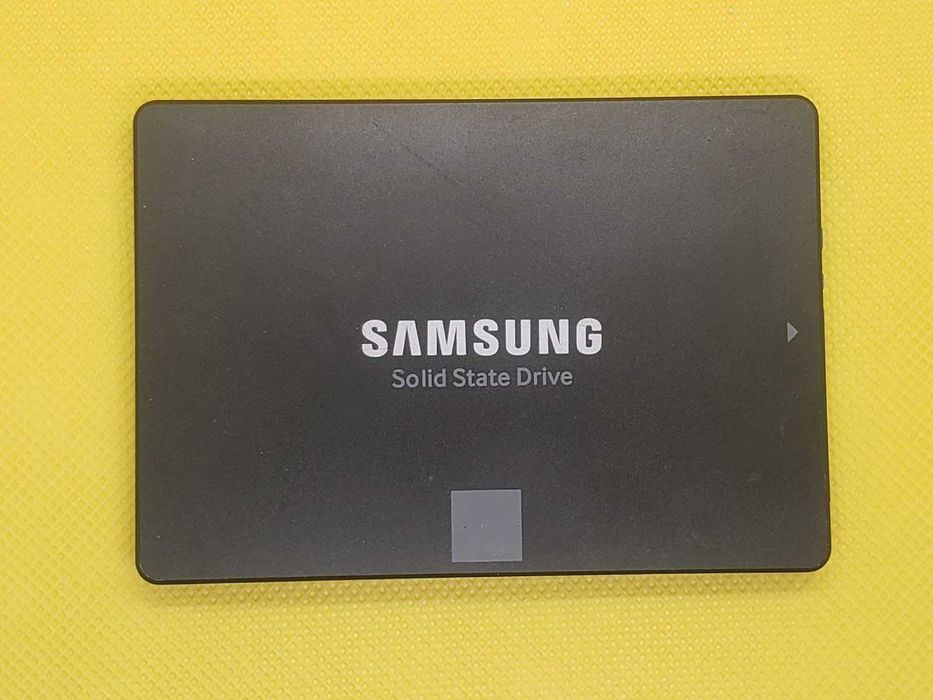 SSD 500gb Samsung 860 EVO. 2.5" sata3 tlc 7mm б.у. хорошее состояние.