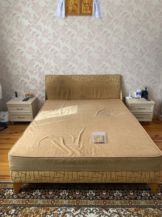 Ліжко двоспальне