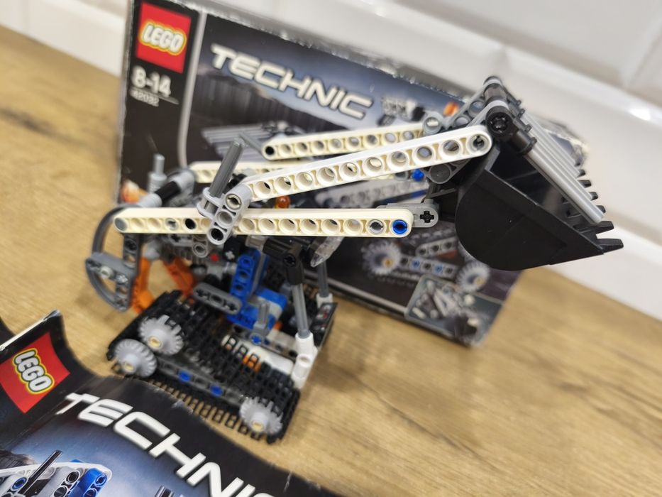 LEGO Technic 42032 koparka spychacz 8-14 lat