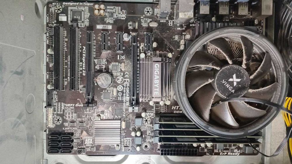 Набір GA-970A-DS3P FX , Процесор AMD Phenom II X4 955, 20 Gb DDR3