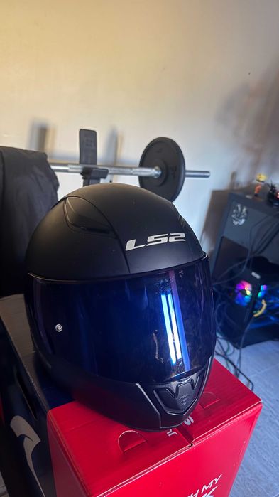 Capacete Integral LS2 Preto Mate + Viseira Escura