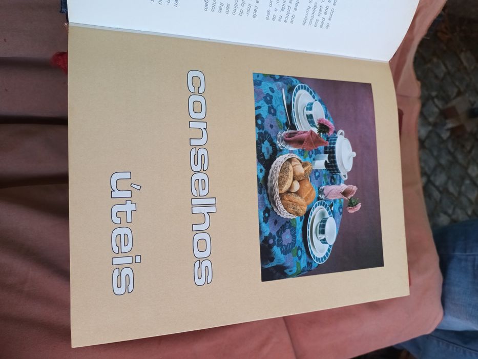 Fabuloso livro de cozinha " Tesouro das Cozinheiras " em bom estado