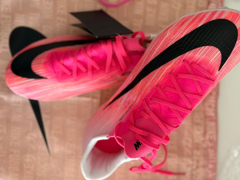 (Novo Preço) Chuteiras Nike Mercurial Superfly XI