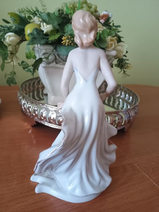 Figurka porcelanowa kolekcjonerska