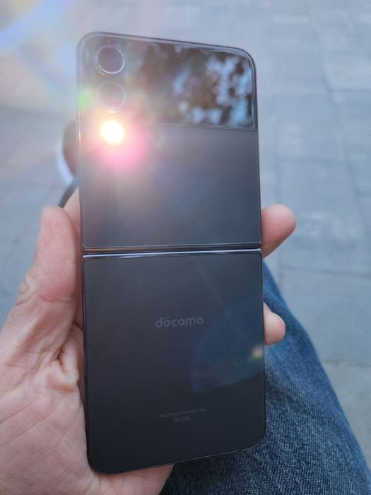 8500 Samsung Galaxy Flip 4 black 8/128 SC-54C