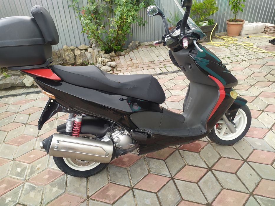 Aprilia Leonardo 250