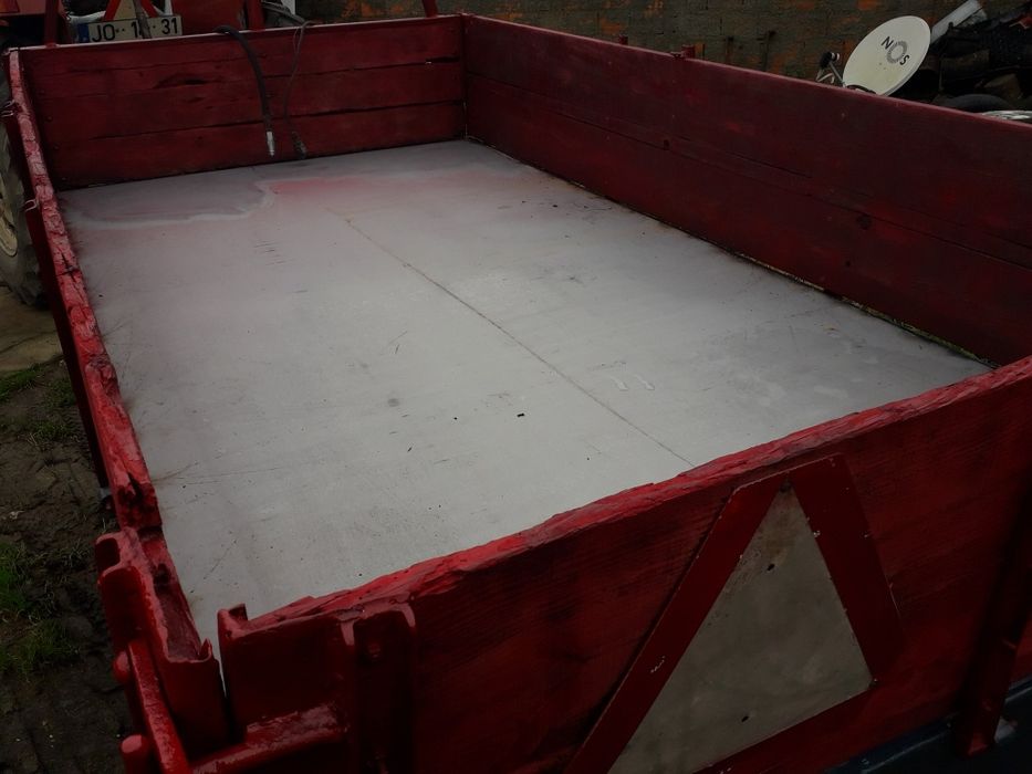 Reboque basculante herculano