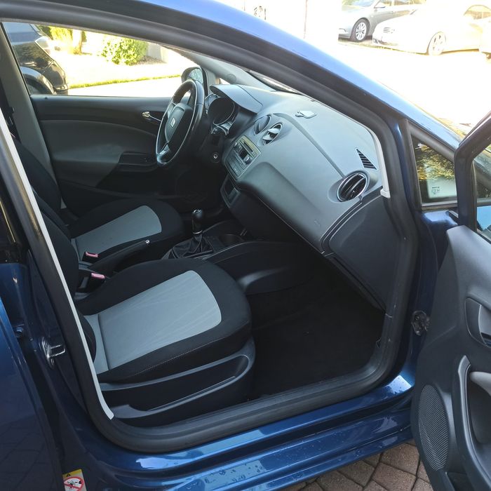 Ibiza  2013 r  klimatyzacja  , nowy  rozrząd  , olej , filtry