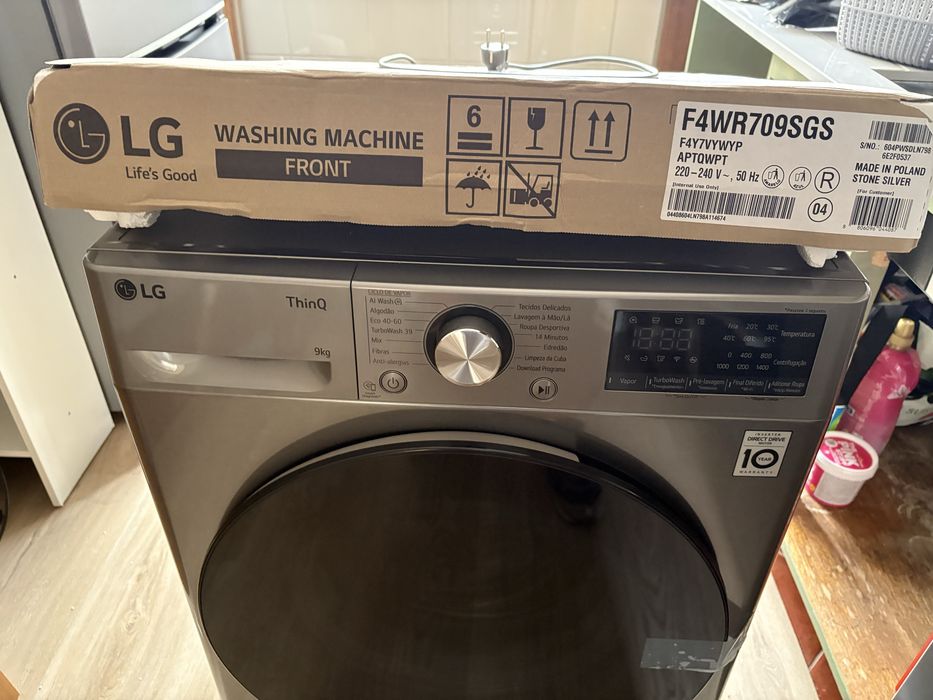 Máquina de lavar a roupa LG