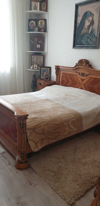 Продам квартиру в центрі, з великим простором, ремонтом,  паркомісце