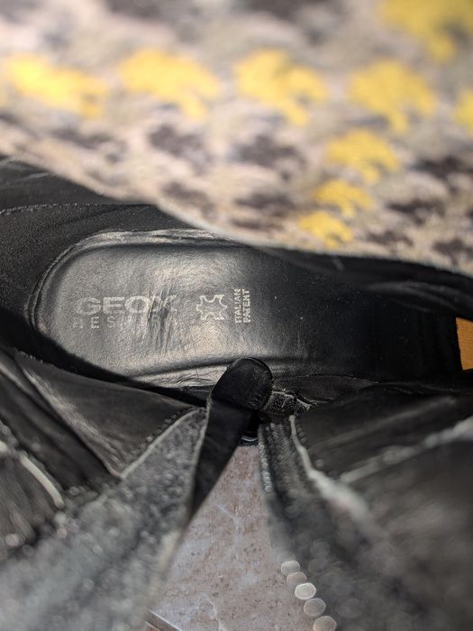 Oficerki skórzane czarne Geox 38