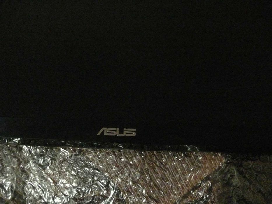 Монитор ASUS 27 дюймов-экран 16*9 (НОВЫЙ)