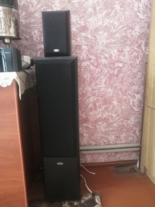 Продам комплект акустики