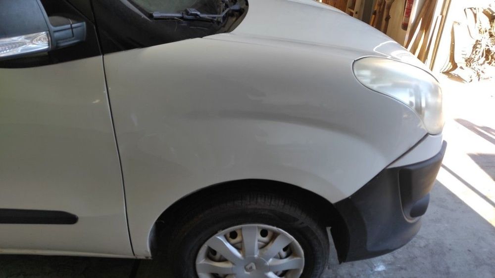GUARDA-LAMAS FRENTE DIREITO FIAT DOBLO ACTIVE