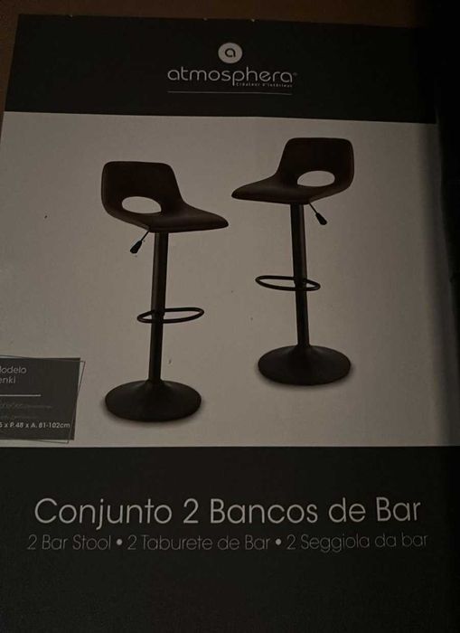 Bancos de bar/ Novos a estrear