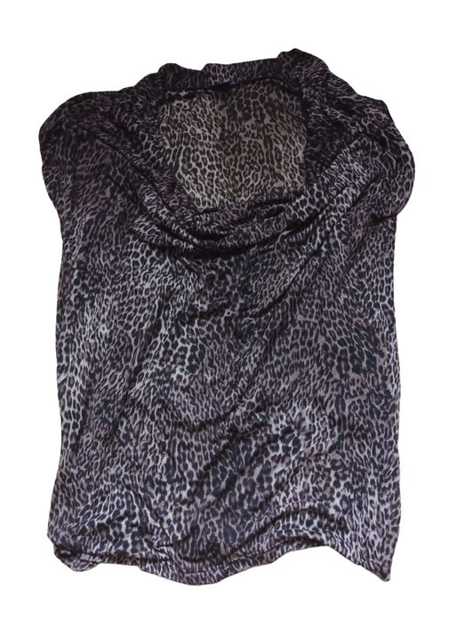 Bluzka damska w panterkę wiskoza  Bialcon

#czapkameskazdaszkiem #czap