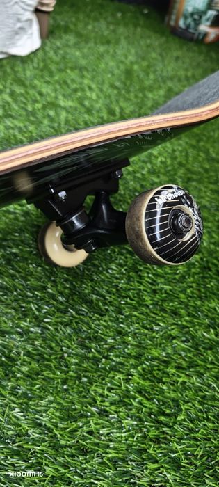 Vendo skate impecável