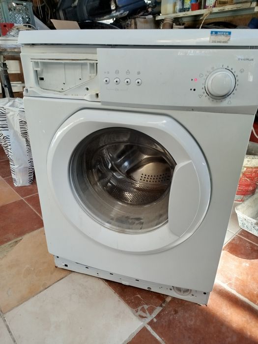 Maquina de lavar roupa Telefac modelo TF4107Plus