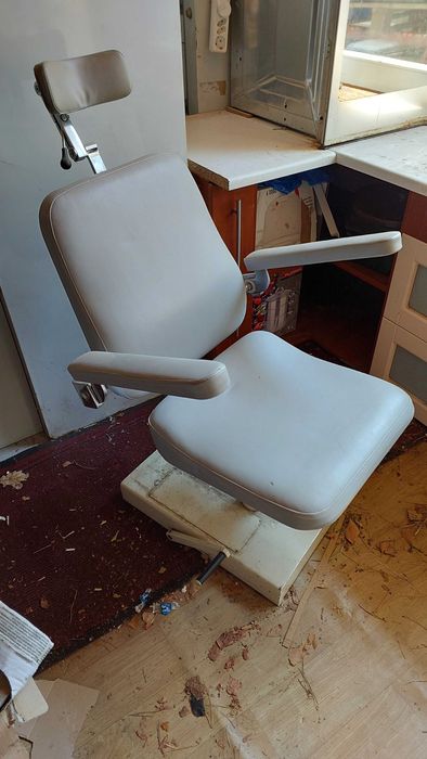 Fotel dentystyczny z Prl