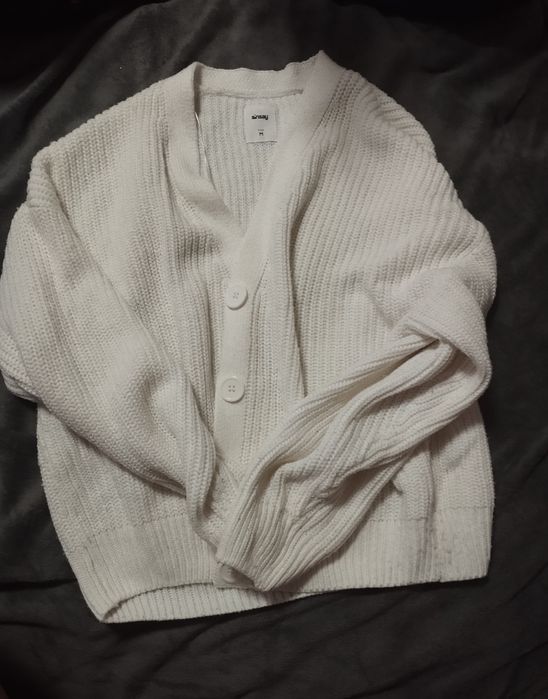 Sweter biały sweterek narzutka biała