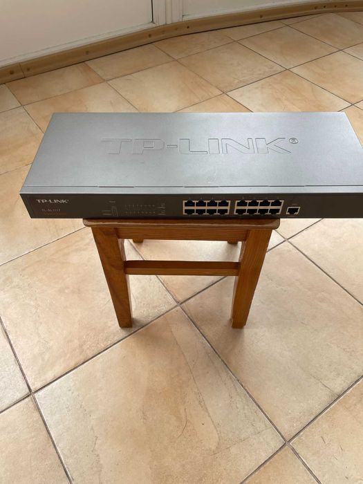 Комутатор TP-LINK TL-SL1117