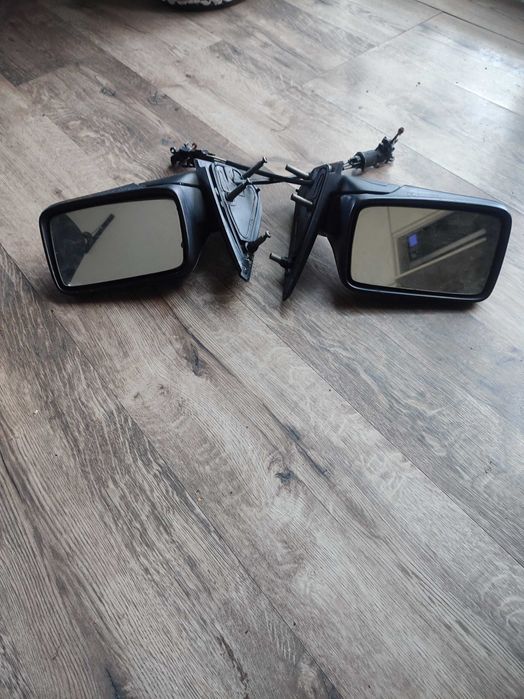 Sprzedam lusterka  do golfa 3