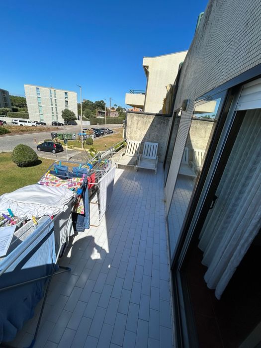 Suite e Quarto Casal em T3 300€ - com piscina junto à  paria