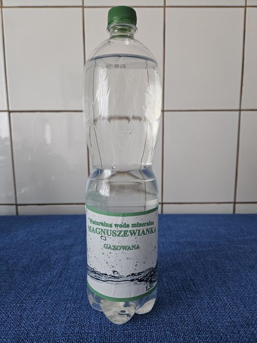 Magnuszewianka - naturalna woda mineralna -  (1.5L)