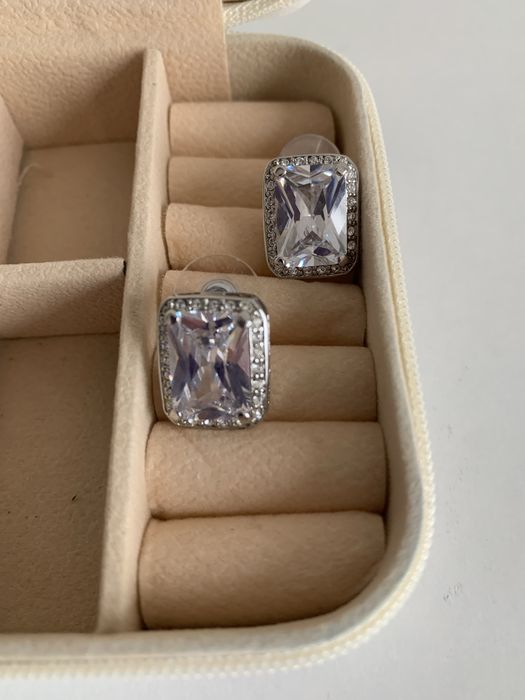 Сережки пусети Swarovski
